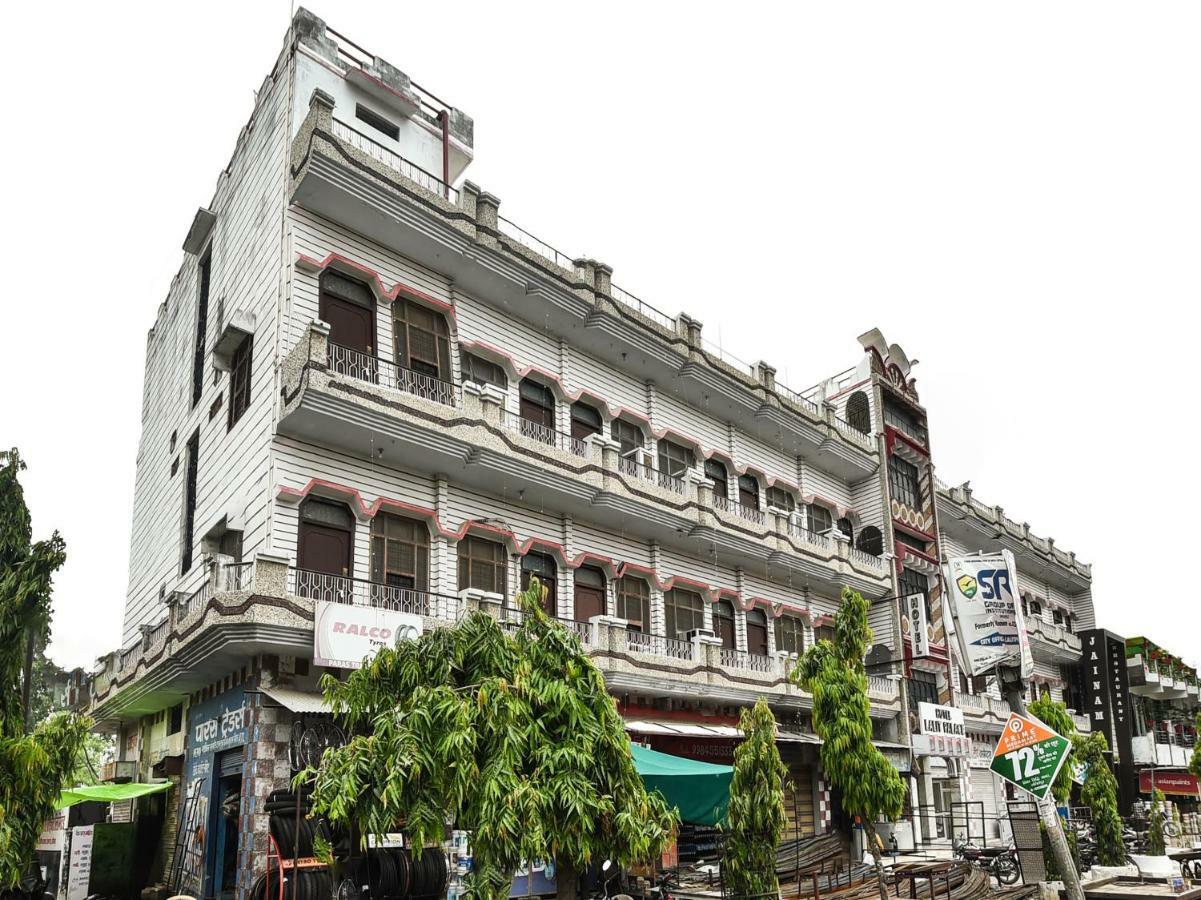 Hotel Lalit Palace Babina Extérieur photo
